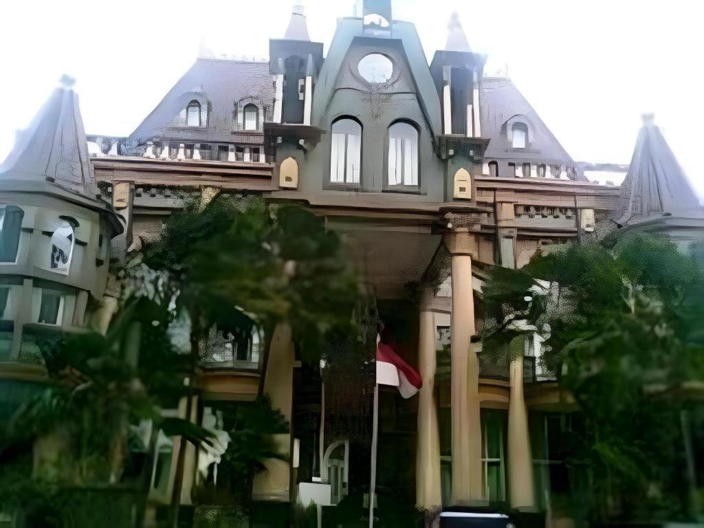 Gajahmada Graha Hotel Malang Ngoại thất bức ảnh