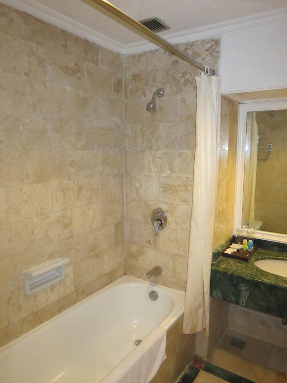 Gajahmada Graha Hotel Malang Ngoại thất bức ảnh
